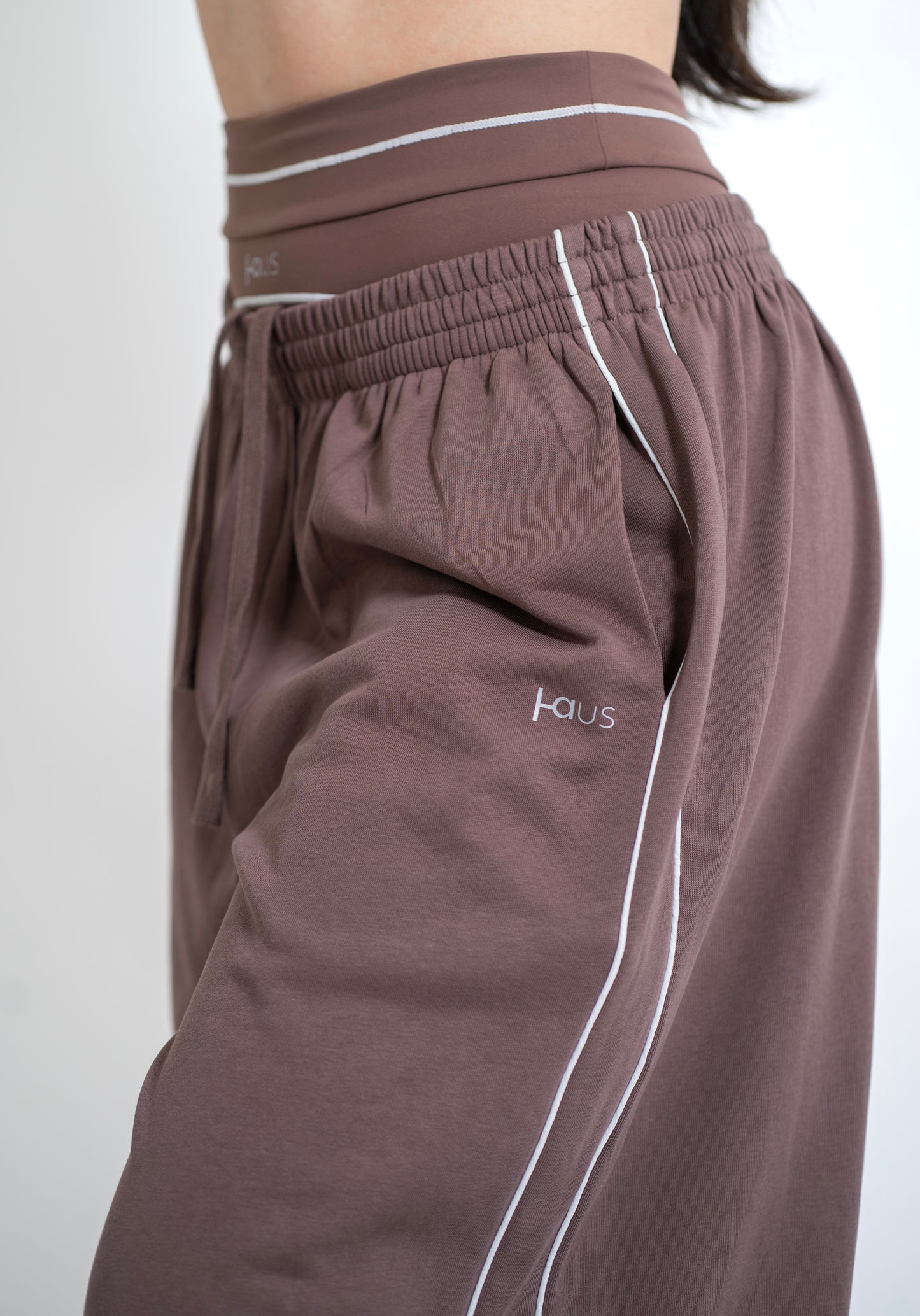 Jogger Off-Duty Mocha