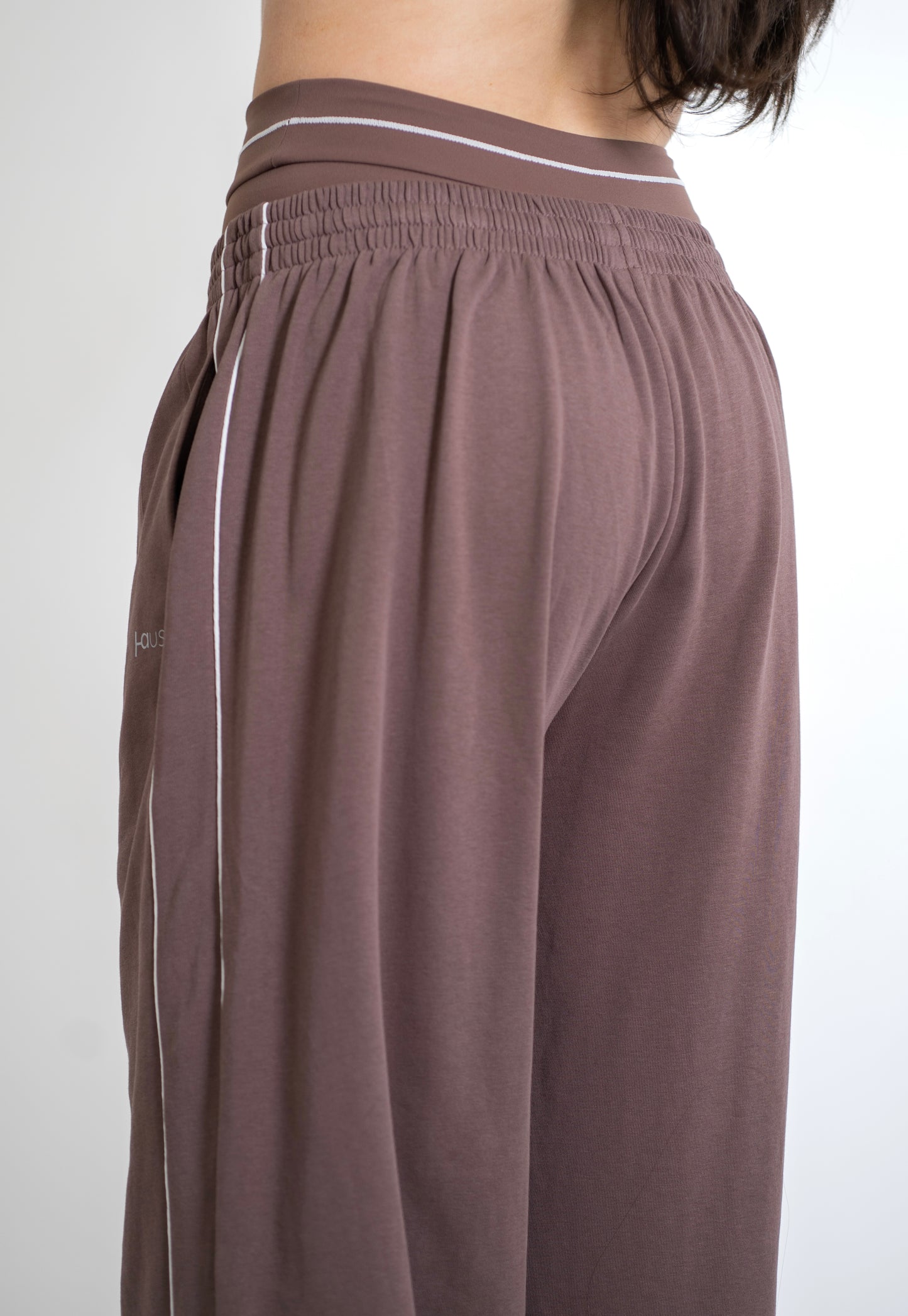 Jogger Off-Duty Mocha