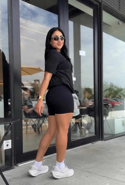 Short - Black
